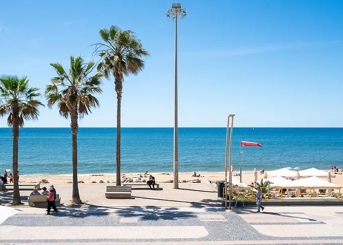 By Ferias Com Sol Quarteira